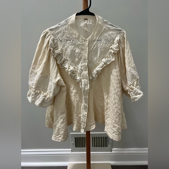 Free People Walk in the Park Knit/Crochet Cream Top sz Medium - Picture 1 of 11